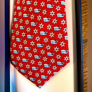 Boys vineyard vines Santa whale - Christmas - tie worn once